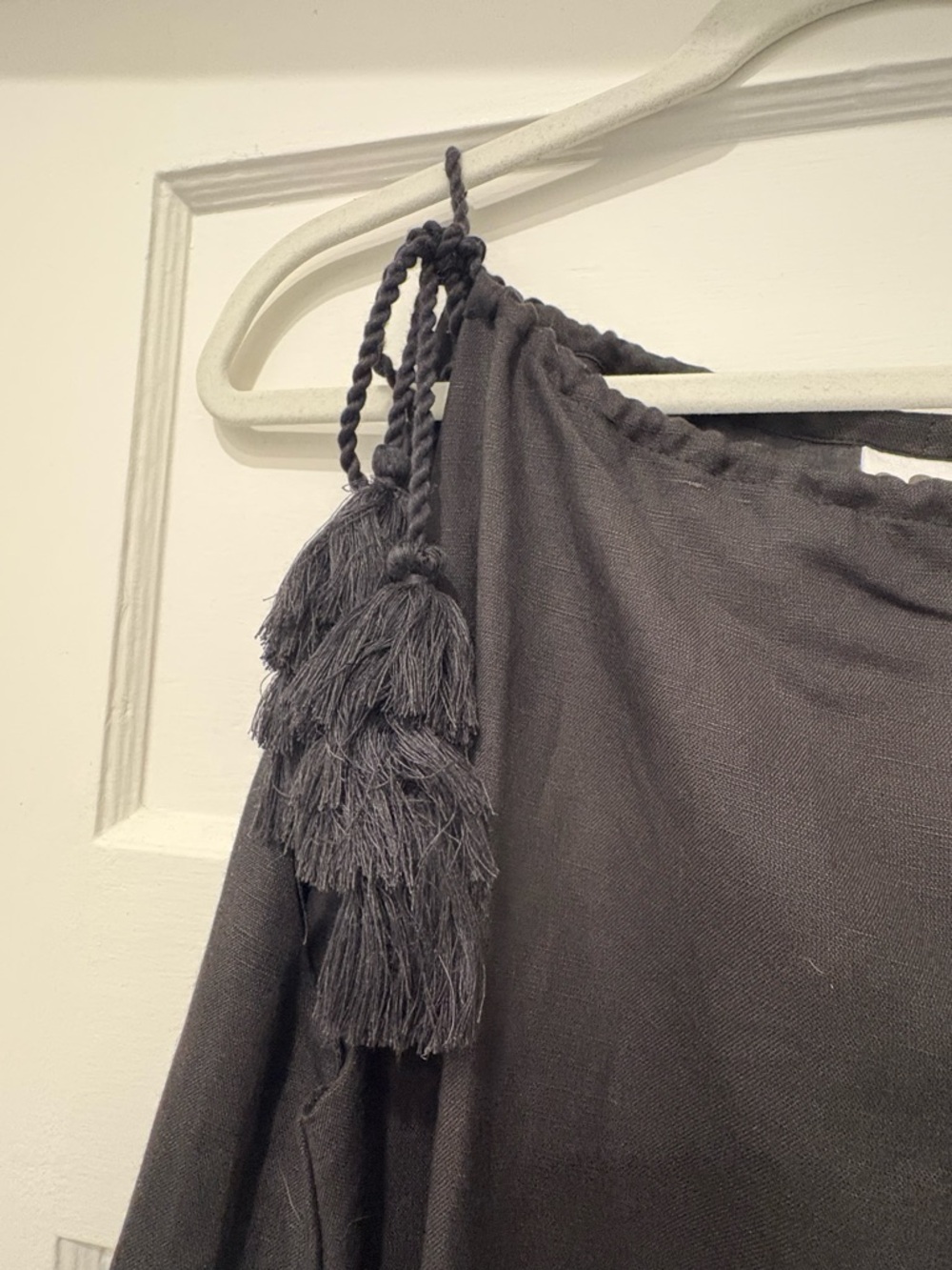 NWT Amour Vert Cor Cor Black Tassel Tank - Picture 2 of 6